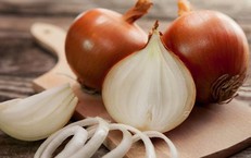 7 lợi ích sức khỏe khi thường xuyên ăn hành tây