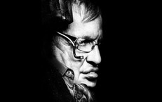 'Rùng mình' trước những tiên đoán đang dần thành sự thật Stephen Hawking