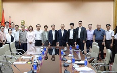 Thứ trưởng Nguyễn Tri Thức tiếp, làm việc với Chủ tịch Tập đoàn SunWah cùng các doanh nghiệp Trung Quốc