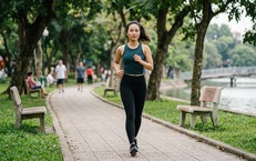 Tại sao đi bộ ngắt quãng giúp 'đốt mỡ' nhanh hơn đi bộ thường?