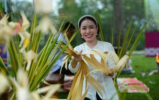 Hồi sinh lá dừa, vỏ dừa thành thế giới tuổi thơ