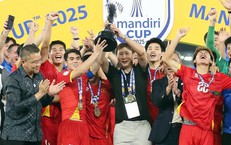Thủ tướng tặng Bằng khen cho Ban huấn luyện U22 Việt Nam vô địch SEA Games 33