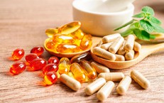 Vì sao nhiều loại vitamin và thực phẩm chức năng không mang lại lợi ích sức khỏe như quảng cáo?