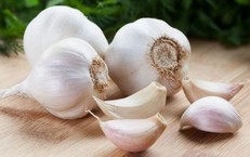 6 loại thực phẩm giúp giảm đau khớp, viêm khớp và phục hồi sụn khớp