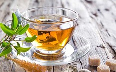 Uống nước lá đinh lăng, lạc tiên có tác dụng gì?
