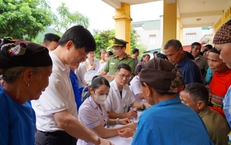 Thanh Hóa: Hàng trăm người dân xã vùng cao Tam Thanh được khám bệnh, phát thuốc miễn phí