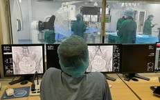 Cứu người phụ nữ bị xuất huyết kéo dài do thông động - tĩnh mạch tử cung hiếm gặp