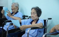 TPHCM triển khai đội y tế lưu động chăm sóc người yếu thế tại các trung tâm bảo trợ xã hội