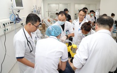 Hơn 1.800 người dân đến khám trong ngày đầu Bệnh viện Bạch Mai cơ sở Ninh Bình hoạt động