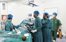 Đau bụng đi khám, cô gái 18 tuổi bất ngờ phát hiện mang thai hơn 4 tháng và mắc viêm ruột thừa cấp