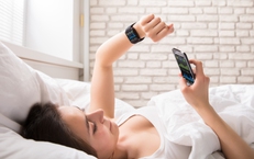 Thiết bị theo dõi giấc ngủ có thể chính là thủ phạm gây... mất ngủ?
