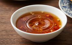 4 nhóm người nên tránh hoặc hạn chế ăn nước mắm