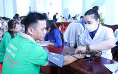 1.000 công nhân tại khu công nghiệp, chế xuất được khám sức khỏe miễn phí