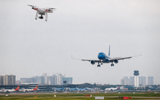 Liên tiếp xảy ra sự cố gần sân bay: Bay drone thế nào để không bị phạt?