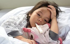 4 lưu ý giúp phòng ngừa sốt virus ở trẻ trong mùa hè