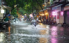 Miền Bắc liên tục mưa lớn cả tuần qua, thiệt hại vẫn còn tiếp diễn