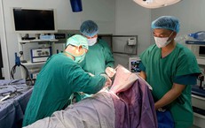 Phẫu thuật thành công tháo phương tiện kết hợp xương đòn tại y tế cơ sở
