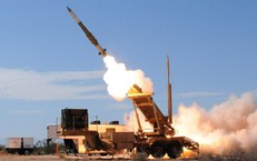 NATO 'bất lực' trong tìm kiếm tên lửa Patriot cho Ukraine