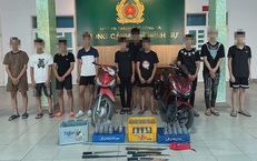Tạm giữ 8 thanh thiếu niên mang dao, ném vỏ chai bia khiêu khích lực lượng tuần tra
