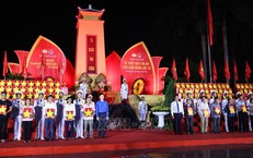Lễ thắp nến tri ân các Anh hùng liệt sĩ tại Nghĩa trang Mai Dịch và Nghĩa trang Hàng Dương