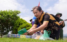 'Chiến dịch 500 ngày đêm': Lập sẵn 'nơi yên nghỉ' cho liệt sĩ cạnh cha mẹ, gia đình người phụ nữ ở Hà Nội mòn mỏi chờ 'anh' trở về