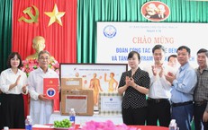 Bộ trưởng Đào Hồng Lan thăm, động viên cán bộ y tế cơ sở tỉnh Quảng Trị