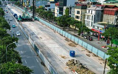 Gần 500m đường Văn Cao được rào chắn thi công ga S1 metro số 5