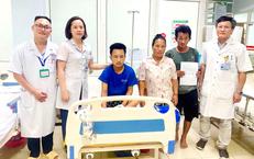 Giành lại sự sống cho nam sinh Lào nguy kịch
