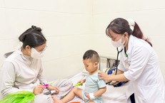 Adenovirus gia tăng trong mùa hè, bác sĩ khuyến cáo cách phòng tránh