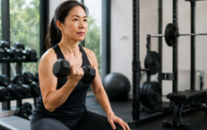 Tập sức mạnh - Chìa khóa giúp phụ nữ U50 giữ cơ, xương khỏe mạnh