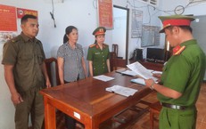 Một phụ nữ bị bắt xuất phát từ mâu thuẫn nói xấu con