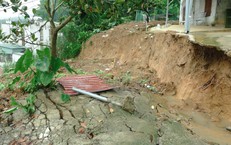 Diễn biến mới nhất vụ sạt lở đất đe dọa khu dân cư tại xã Quan Sơn