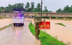 Mưa lớn khiến nhiều nơi ở Hà Tĩnh bị chia cắt