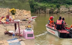 Tìm thấy thi thể nam sinh mất tích 19 ngày, gia đình khóc ngất tại hiện trường