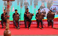 Đưa tiếng cồng chiêng ngân vang trong nhịp sống hiện đại