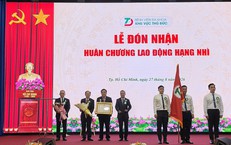 Bệnh viện nghìn tỷ ở TPHCM đón nhận Huân chương Lao động hạng Nhì