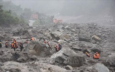 Chạy đua giải cứu 900 người có thể vẫn mắc kẹt trong các hầm thủy điện Nepal
