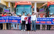 Những 'chuyến xe 0 đồng' đưa sinh viên Hà Tĩnh ra Hà Nội