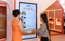 Phụ huynh trải nghiệm tự kiểm tra thông tin sản phẩm cho con