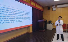 Cảnh báo: Mạng xã hội trở thành 'vòng xoáy' với sức khỏe tâm thần của trẻ