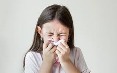 Đau mỏi người khi bị cảm, cúm: Ai dễ gặp triệu chứng nặng hơn?