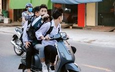 Vì sao cha mẹ vẫn giao xe máy cho con dù biết sai luật, nguy hiểm?