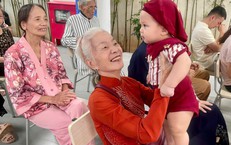 Mô hình chăm sóc sức khỏe người cao tuổi ở Long Biên: Điểm tựa an vui tuổi xế chiều