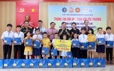Trao quà Trung thu cho trẻ em có hoàn cảnh đặc biệt khó khăn tại Nghệ An