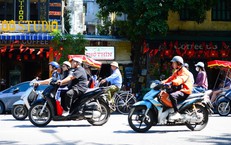 Miền Bắc, miền Trung nắng nóng gay gắt hết ngày mai