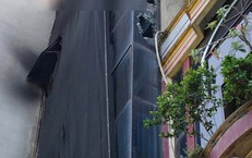 5 người được cứu trong ngôi nhà bốc cháy trên phố Trần Vỹ 