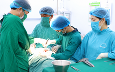 Báo động đỏ cứu bệnh nhân vỡ thận trái độ 5 sau tai nạn giao thông