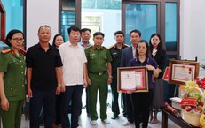 Truy tặng Bằng Tri ân và Ghi công Trung tá Trần Văn Tùng