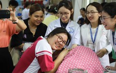 Trước kỳ thi quốc gia đánh giá năng lực hành nghề, làm sao để bác sĩ thực sự 'làm được'?