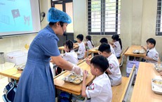 Hà Nội: Tạm dừng tổ chức bữa ăn bán trú tại Trường Tiểu học Quảng Bị 2